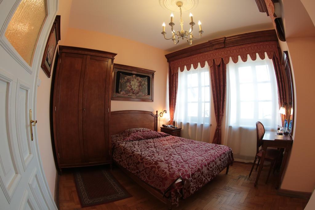 Rezydencja Waksman Bed and Breakfast Lublin Exterior foto